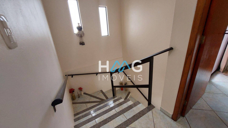 Imagem Casa com 3 Quartos à Venda, 200 m² em Meia Praia - Itapema Imagem Casa com 3 Quartos à Venda, 200 m² em Meia Praia - Itapema