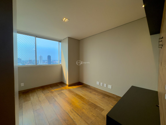 Imagem Imóvel com 4 Quartos à Venda, 205 m² em Centro - Campo Grande Imagem Imóvel com 4 Quartos à Venda, 205 m² em Centro - Campo Grande