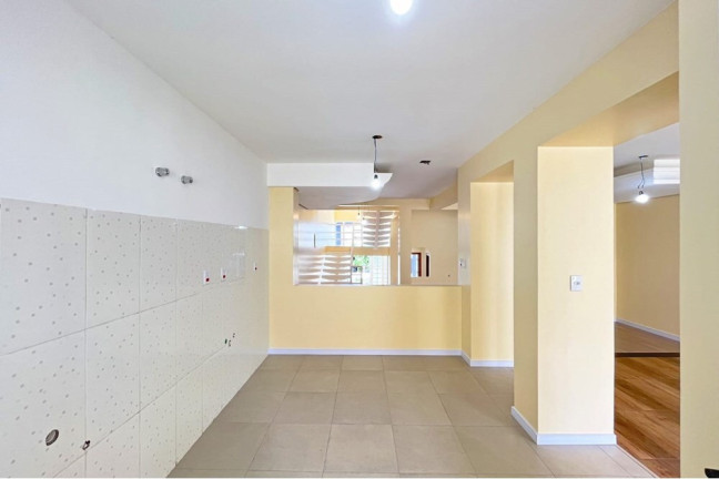 Imagem Casa com 3 Quartos à Venda, 230 m² em Hípica - Porto Alegre Imagem Casa com 3 Quartos à Venda, 230 m² em Hípica - Porto Alegre