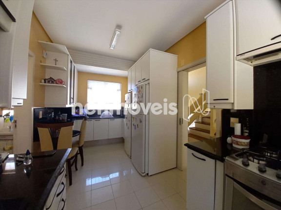 Casa com 3 Quartos à Venda, 723 m² em Agronômica - Florianópolis