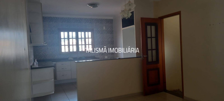Imagem Sobrado com 3 Quartos à Venda, 120 m² em Jardim Santa Terezinha - Taboão Da Serra Imagem Sobrado com 3 Quartos à Venda, 120 m² em Jardim Santa Terezinha - Taboão Da Serra