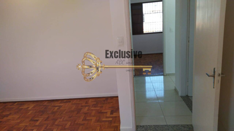 Imagem Sobrado com 5 Quartos à Venda, 176 m² em Jardim Santa Cristina - Santo André Imagem Sobrado com 5 Quartos à Venda, 176 m² em Jardim Santa Cristina - Santo André