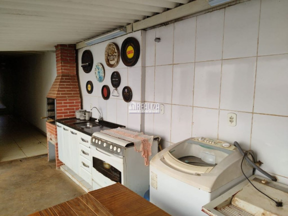 Imagem Casa com 4 Quartos à Venda, 325 m² em Estados Unidos - Uberaba Imagem Casa com 4 Quartos à Venda, 325 m² em Estados Unidos - Uberaba