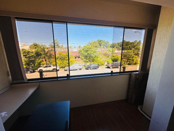 Imagem Casa com 3 Quartos à Venda, 215 m² em Hípica - Porto Alegre