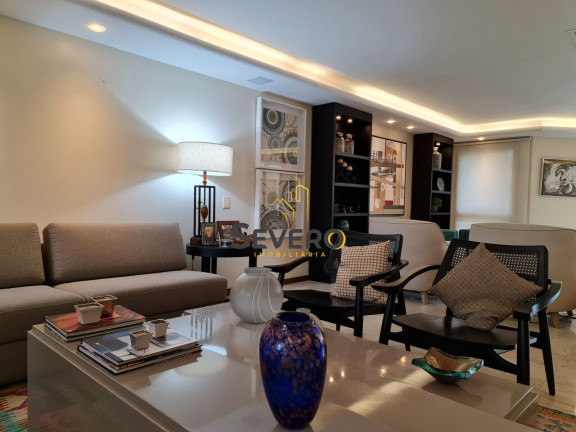 Imagem Casa com 8 Quartos à Venda, 650 m² em Itacoatiara - Niterói Imagem Casa com 8 Quartos à Venda, 650 m² em Itacoatiara - Niterói