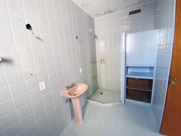 Imagem Apartamento com 3 Quartos à Venda, 195 m² em Moinhos De Vento - Porto Alegre