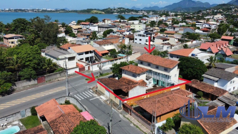 Casa com 10 Quartos à Venda, 28 m² em Santa Mônica - Guarapari
