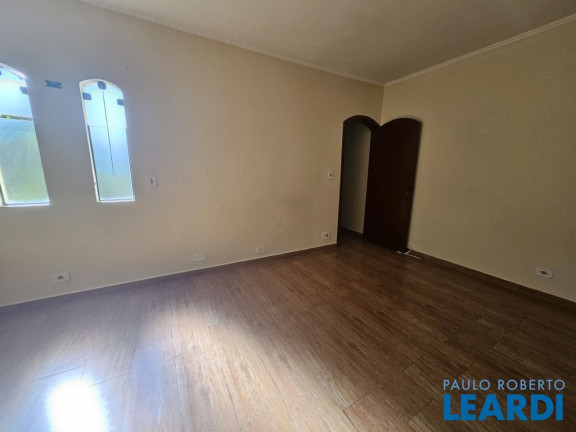Imagem Sobrado com 3 Quartos à Venda, 177 m² em Vila Scarpelli - Santo André Imagem Sobrado com 3 Quartos à Venda, 177 m² em Vila Scarpelli - Santo André