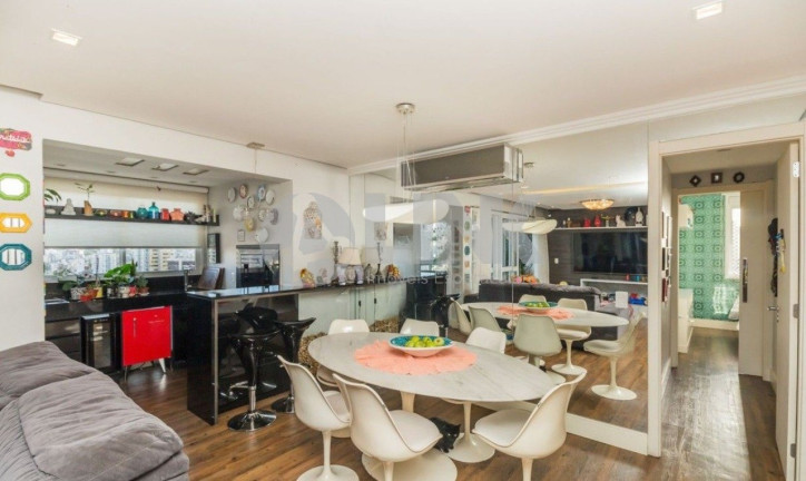 Imagem Apartamento com 3 Quartos à Venda, 120 m² em Menino Deus - Porto Alegre Imagem Apartamento com 3 Quartos à Venda, 120 m² em Menino Deus - Porto Alegre