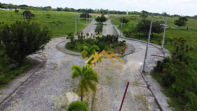 Imagem Imóvel à Venda, 300 m² em Centro - Eusébio Imagem Imóvel à Venda, 300 m² em Centro - Eusébio