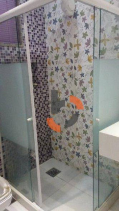 Imagem Casa com 5 Quartos à Venda, 218 m² em Califórnia - Nova Iguaçu Imagem Casa com 5 Quartos à Venda, 218 m² em Califórnia - Nova Iguaçu