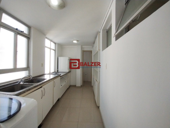 Imagem Apartamento com 2 Quartos à Venda, 130 m² em Centro - Florianópolis