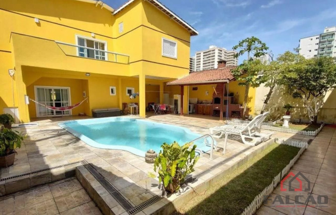 Casa com 4 Quartos à Venda, 286 m² em Canto Do Forte - Praia Grande
