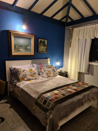 Imagem Casa com 3 Quartos à Venda, 182 m² em Albuquerque - Teresópolis