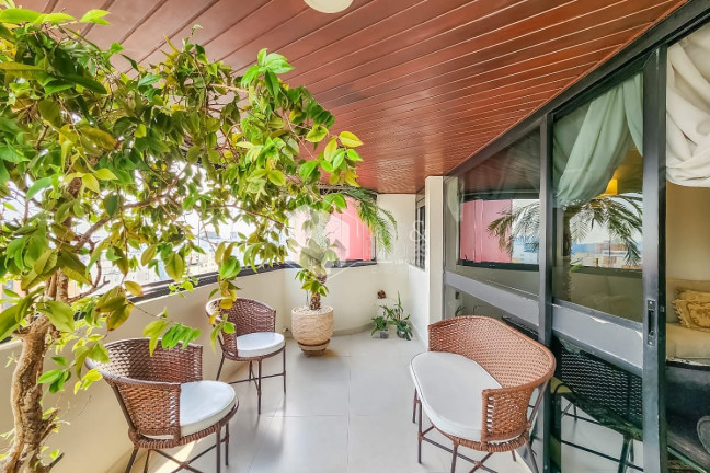Foto do imóvel Apartamento com 4 Quartos à Venda, 198 m² em Moema - São Paulo