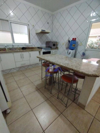 Imagem Casa com 3 Quartos à Venda, 249 m² em Aeroporto - Araçatuba