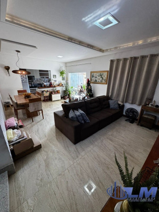 Imagem Casa com 3 Quartos à Venda, 15 m² em Pontal De Santa Mônica - Guarapari
