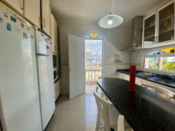 Imagem Casa com 4 Quartos à Venda, 236 m² em Capoeiras - Florianópolis Imagem Casa com 4 Quartos à Venda, 236 m² em Capoeiras - Florianópolis