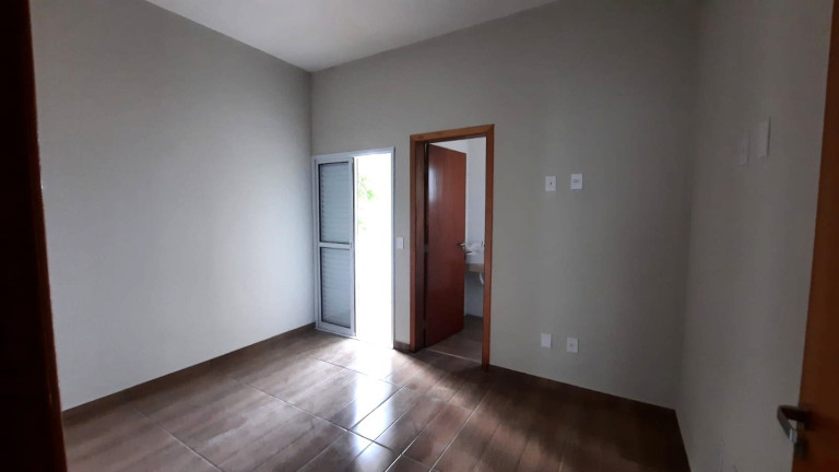 Imagem Casa com 3 Quartos à Venda, 116 m² em Jardim Maristela - Atibaia Imagem Casa com 3 Quartos à Venda, 116 m² em Jardim Maristela - Atibaia