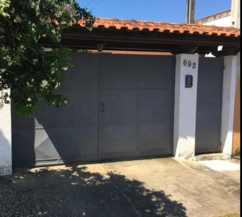 Imagem Casa com 3 Quartos à Venda, 130 m² em Santana - Pindamonhangaba