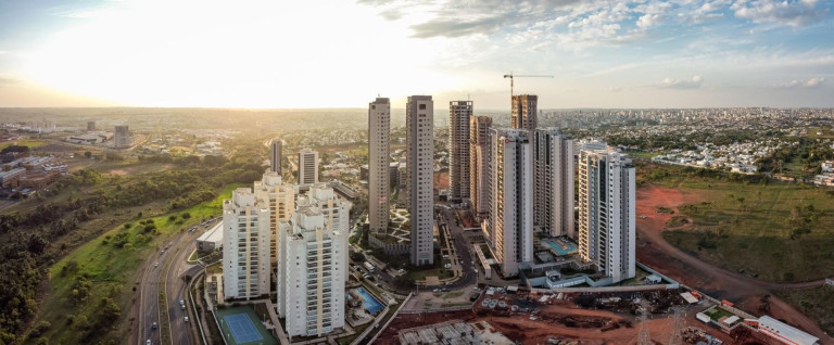 Imagem Apartamento com 3 Quartos à Venda, 135 m² em Jardim Karaíba - Uberlândia Imagem Apartamento com 3 Quartos à Venda, 135 m² em Jardim Karaíba - Uberlândia