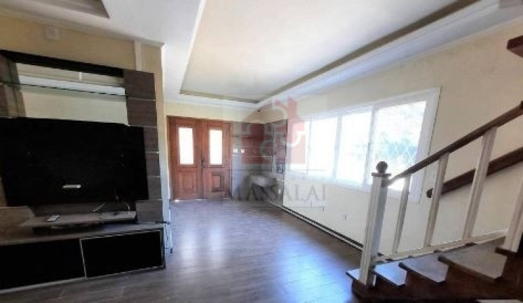 Casa com 5 Quartos à Venda, 243 m² em Hípica - Porto Alegre