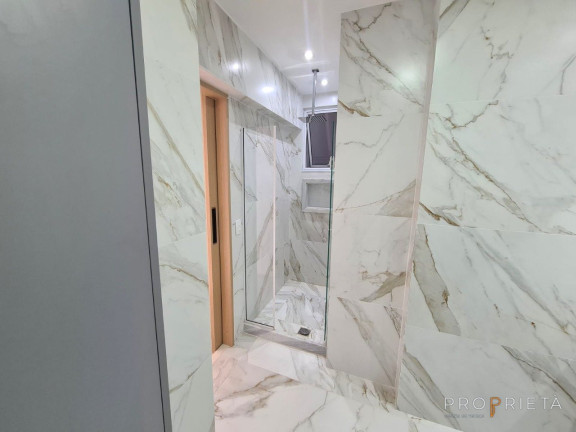 Imagem Apartamento com 3 Quartos à Venda, 180 m² em Copacabana - Rio De Janeiro Imagem Apartamento com 3 Quartos à Venda, 180 m² em Copacabana - Rio De Janeiro