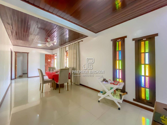 Imagem Casa com 3 Quartos à Venda, 114 m² em Pessegueiros - Teresópolis Imagem Casa com 3 Quartos à Venda, 114 m² em Pessegueiros - Teresópolis