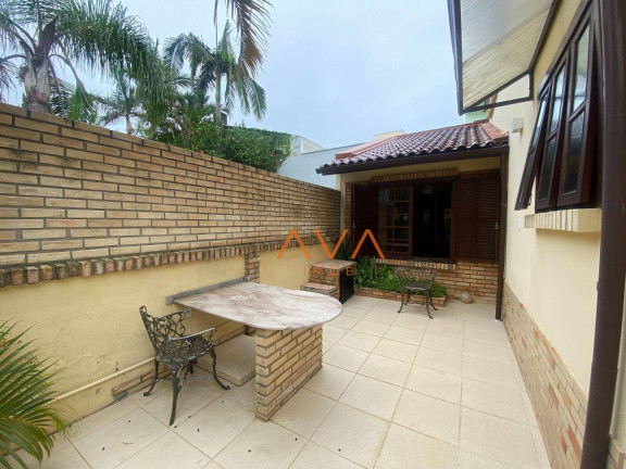 Imagem Casa com 4 Quartos à Venda, 203 m² em Ingleses - Florianópolis Imagem Casa com 4 Quartos à Venda, 203 m² em Ingleses - Florianópolis