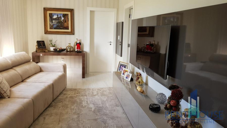 Imagem Casa com 4 Quartos à Venda, 930 m² em Centro - Camboriú Imagem Casa com 4 Quartos à Venda, 930 m² em Centro - Camboriú