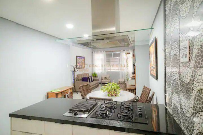 Imagem Apartamento com 3 Quartos à Venda, 75 m² em Copacabana - Rio De Janeiro