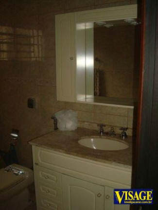 Imagem Casa com 2 Quartos à Venda, 500 m² em Centro - Jacareí
