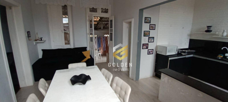 Imagem Casa com 4 Quartos à Venda, 200 m² em Centro - Tijucas Imagem Casa com 4 Quartos à Venda, 200 m² em Centro - Tijucas