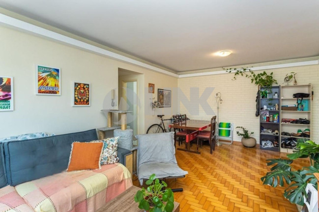 Imagem Apartamento com 3 Quartos à Venda, 108 m² em Três Figueiras - Porto Alegre