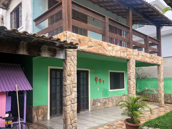 Casa com 4 Quartos à Venda, 270 m² em Itaipu - Niterói