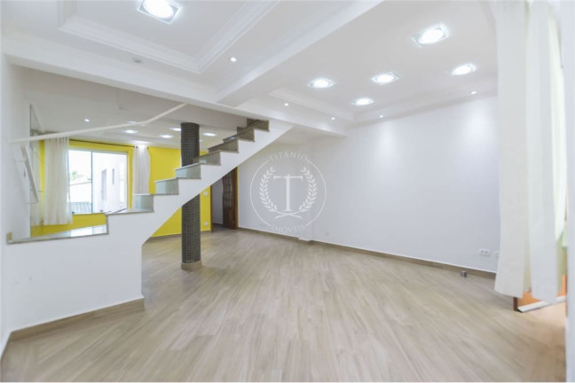 Imagem Casa com 3 Quartos à Venda, 270 m² em Cambuci - São Paulo