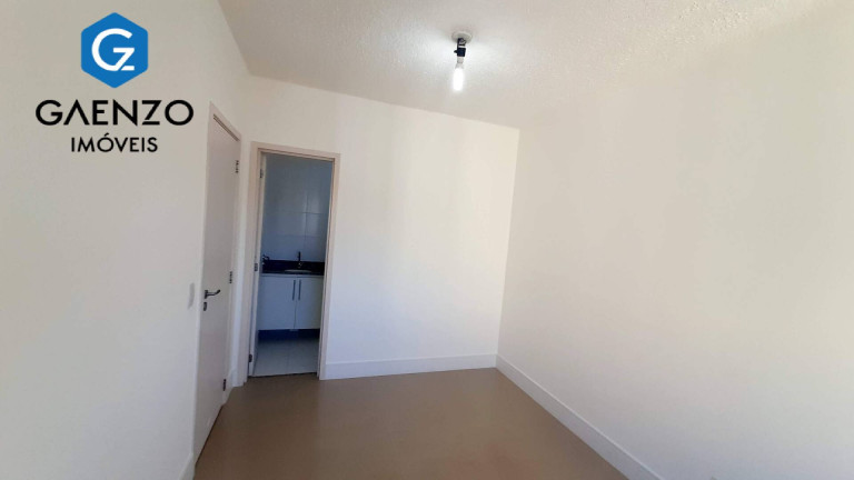 Imagem Apartamento com 1 Quarto para Alugar, 69 m² em Jardim Tupanci - Barueri