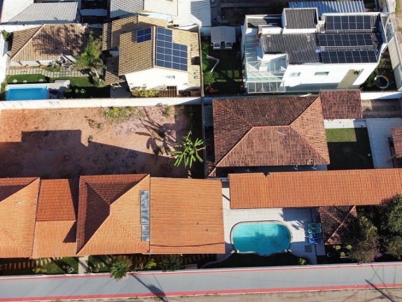 Imagem Casa com 4 Quartos à Venda, 1.080 m² em Interlagos - Vila Velha Imagem Casa com 4 Quartos à Venda, 1.080 m² em Interlagos - Vila Velha