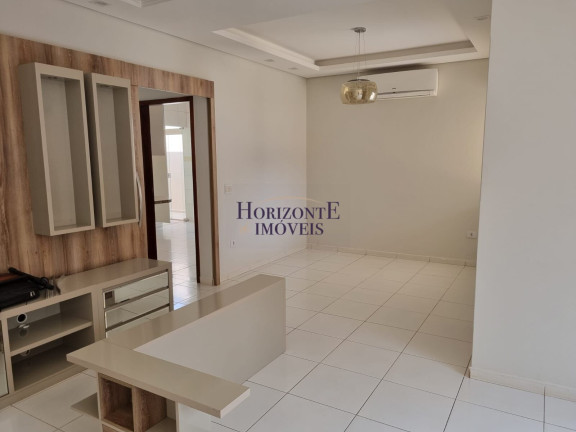 Imagem Casa com 3 Quartos à Venda, 196 m² em São Francisco - Campo Grande Imagem Casa com 3 Quartos à Venda, 196 m² em São Francisco - Campo Grande