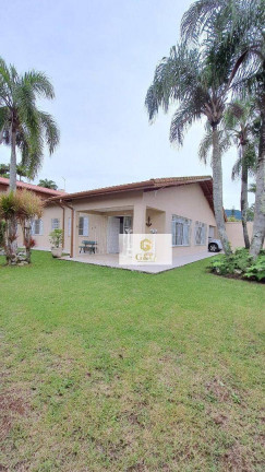 Imagem Casa com 7 Quartos à Venda, 300 m² em Balneário Flórida - Praia Grande Imagem Casa com 7 Quartos à Venda, 300 m² em Balneário Flórida - Praia Grande