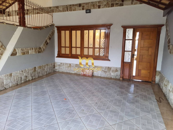 Casa com 3 Quartos à Venda, 123 m² em Maracanã - Praia Grande