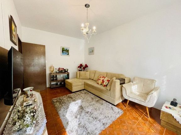 Imagem Casa com 4 Quartos à Venda, 242 m² em Garcia - Blumenau