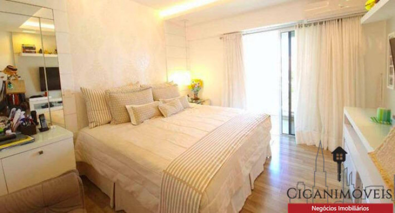 Imagem Apartamento com 4 Quartos à Venda, 251 m² em Barra Da Tijuca - Rio De Janeiro