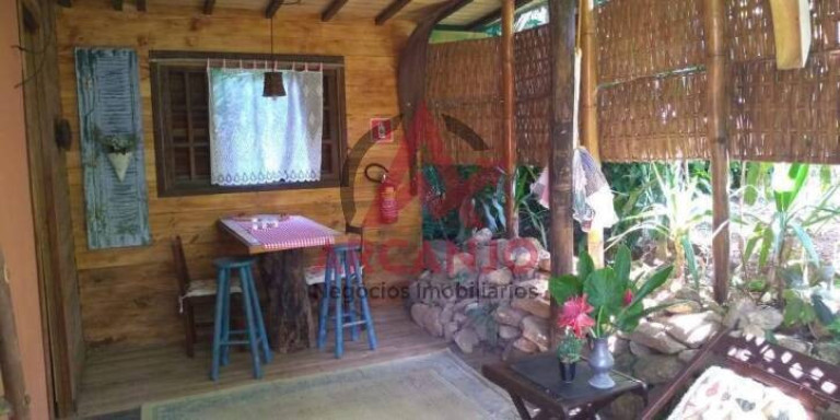 Imagem Casa com 5 Quartos à Venda, 3.000 m² em Praia Do Flamengo - Ubatuba