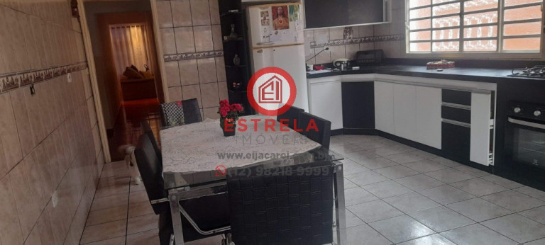 Imagem Casa com 3 Quartos à Venda, 360 m² em Jardim Maria Amélia - Jacareí Imagem Casa com 3 Quartos à Venda, 360 m² em Jardim Maria Amélia - Jacareí