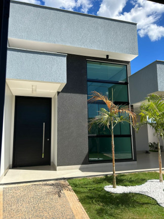 Casa com 3 Quartos à Venda, 205 m² em Plano Diretor Sul - Palmas
