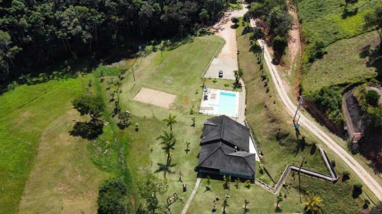Imagem Casa com 4 Quartos à Venda, 134 m² em Vale Alpino - Teresópolis Imagem Casa com 4 Quartos à Venda, 134 m² em Vale Alpino - Teresópolis