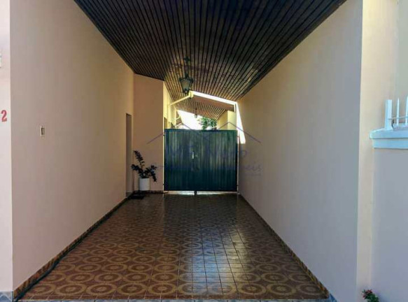 Imagem Casa com 3 Quartos à Venda, 422 m² em Centro - Pirassununga