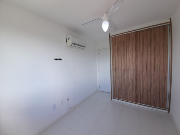 Imagem Apartamento com 2 Quartos à Venda, 65 m² em Abrantes - Camaçari