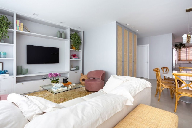 Imagem Apartamento com 3 Quartos à Venda, 120 m² em Centro - Balneário Camboriú